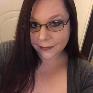 Meet your Posher, Caitlin